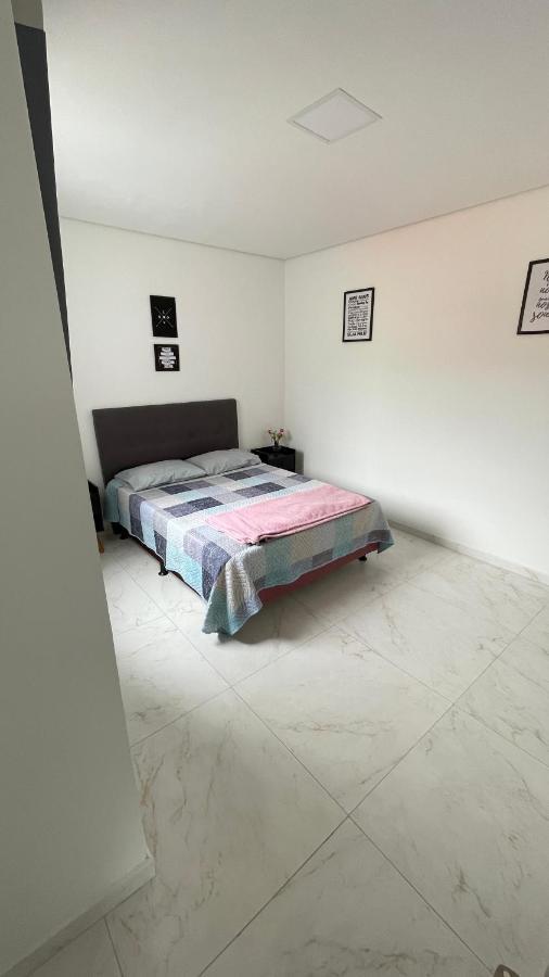 Lindo Apartamento Com 2 Quartos Prox Ao Jardim Botanico E Aeroporto Curitiba Exteriör bild